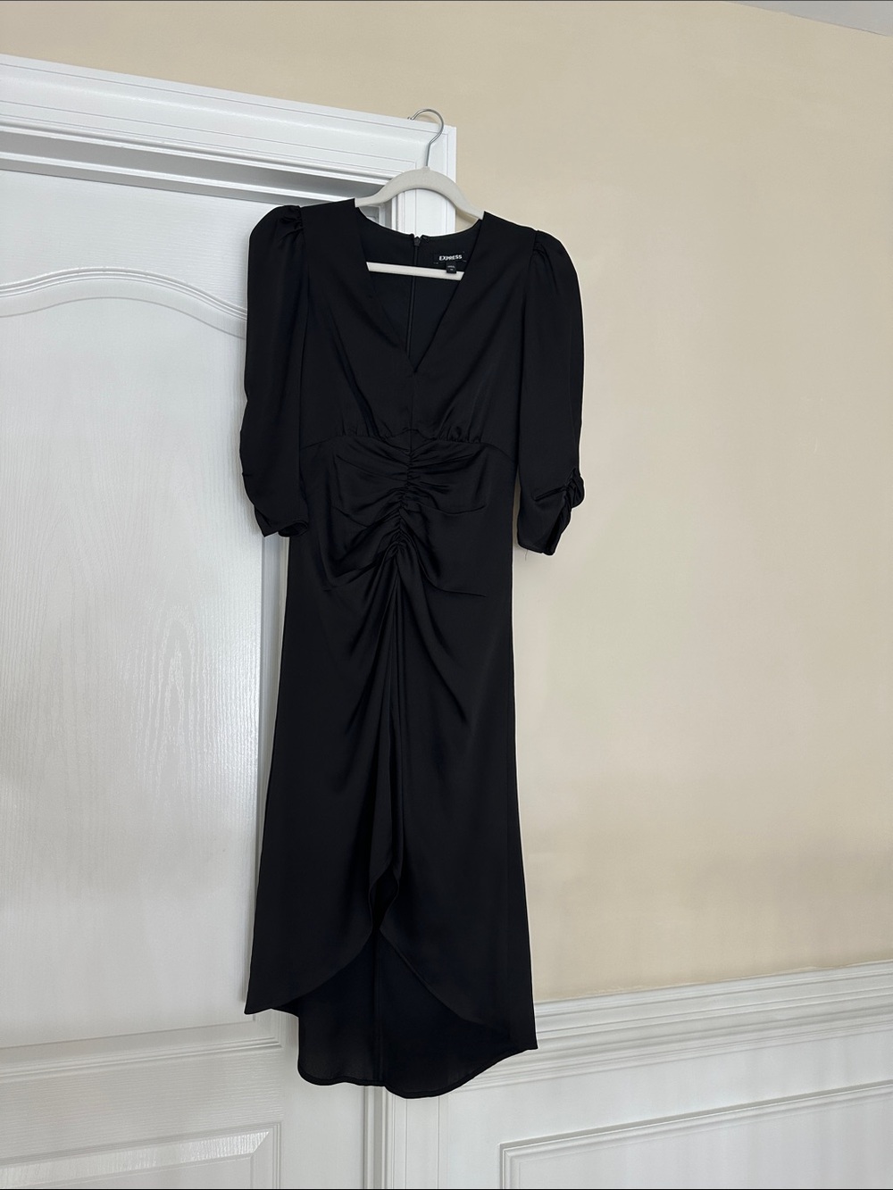 Express Black Ruched V-Neck Midi Dress